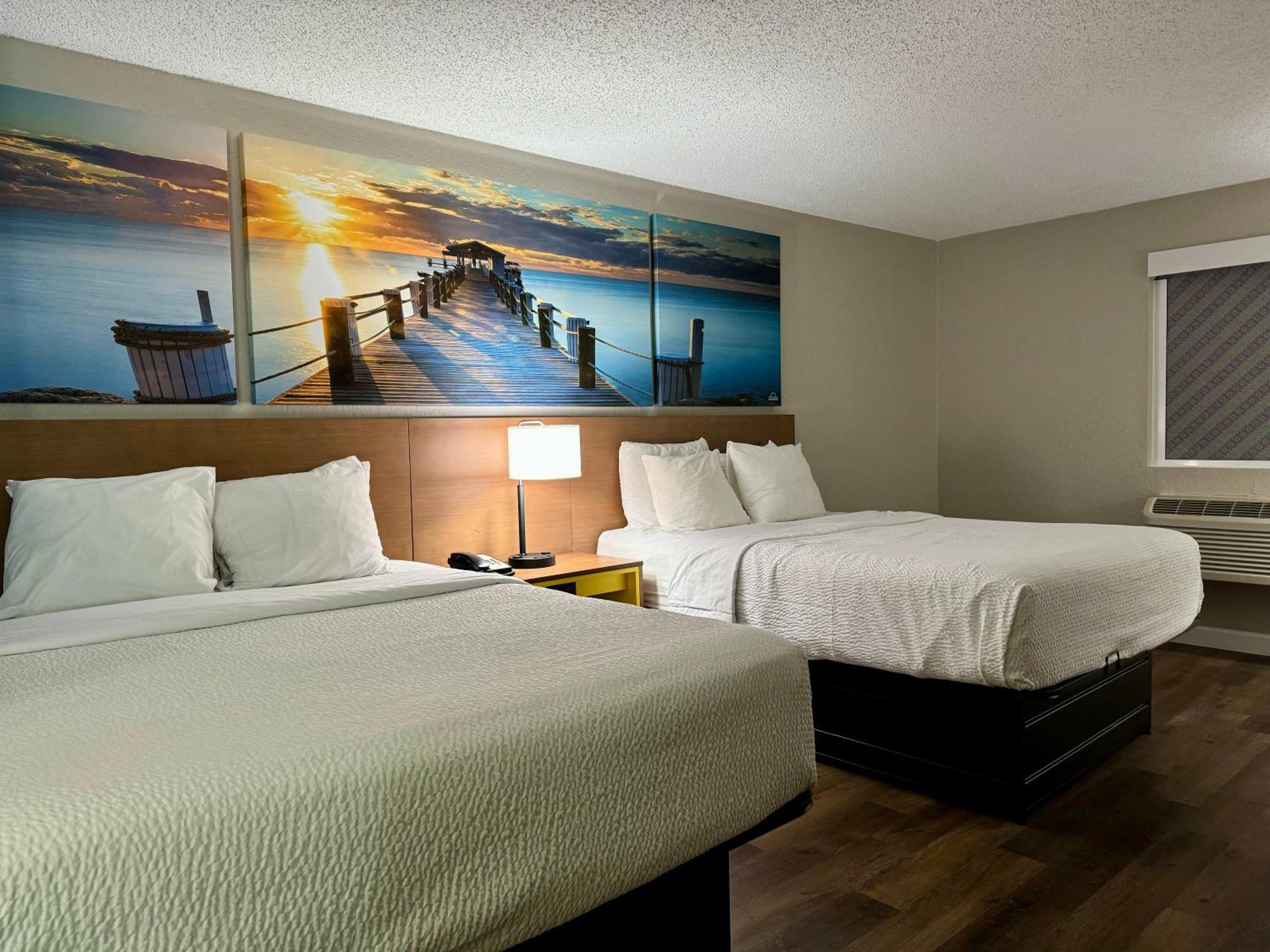 Days Inn By Wyndham Sarasota I-75 Vamo Екстер'єр фото