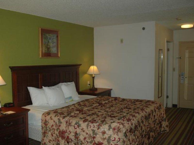 Days Inn By Wyndham Sarasota I-75 Vamo Екстер'єр фото